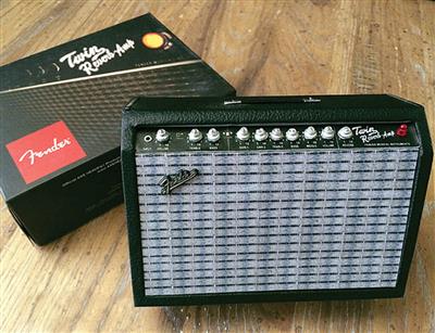 Fender™ Twin Reverb Ornamental Amp Model